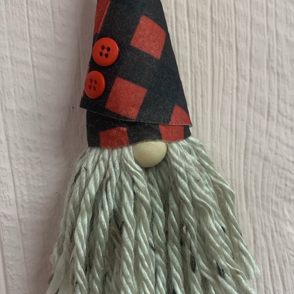 Checked Gnome - Picture 4 of 4